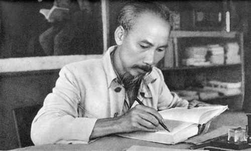 Tư tưởng Hồ Chí Minh về báo chí cách mạng